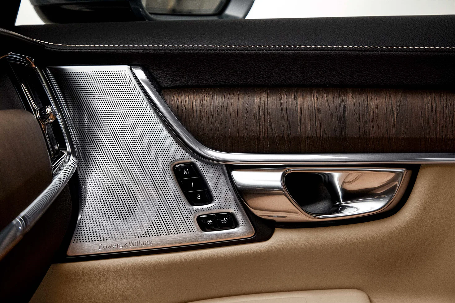 S90