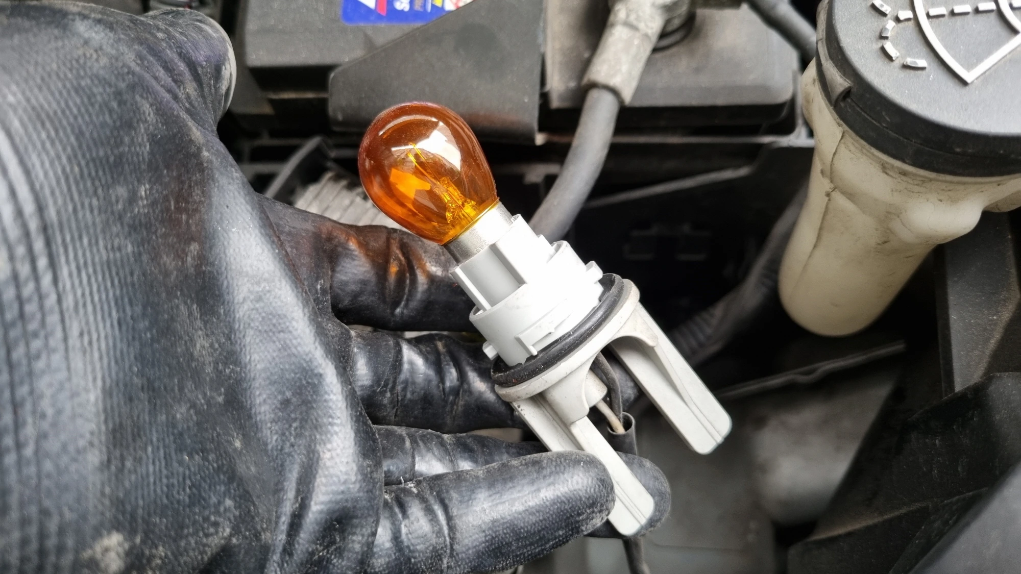 깜빡이 램프 끼운 모습