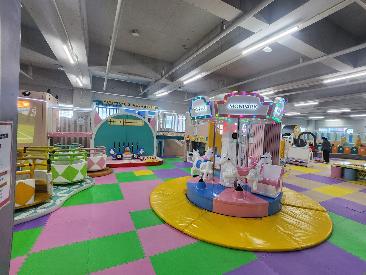 몬스터파크-명지점-7층-왼쪽