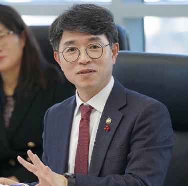 김완섭 프로필 나이 고향 학력 재산 기재부 차관 경력