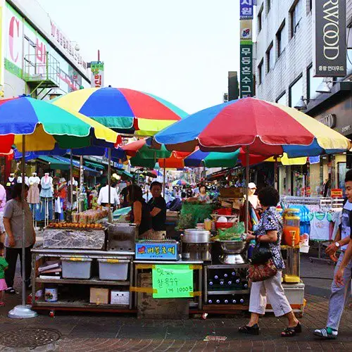 중랑구 우림시장 캠핑 세트 한방 통닭구이 소머리국밥 왕족발 미니 반찬 홍어무침 맛집 전국 택배 주문 가볼만한 곳 추천