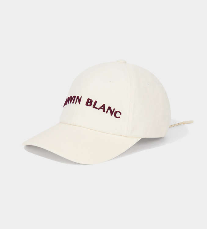 260224 이소연 인스타그램 LANVIN BLANC 랑방블랑 로고 레터링 볼캡 모자