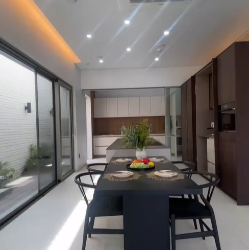 주방과 식탁이 같이 있어 편리하다.