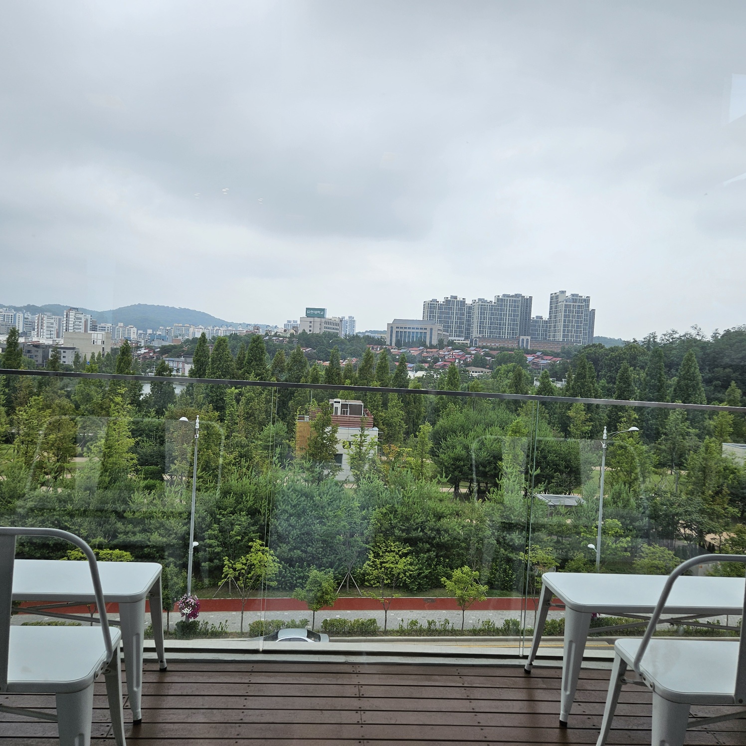 루프탑-외부풍경