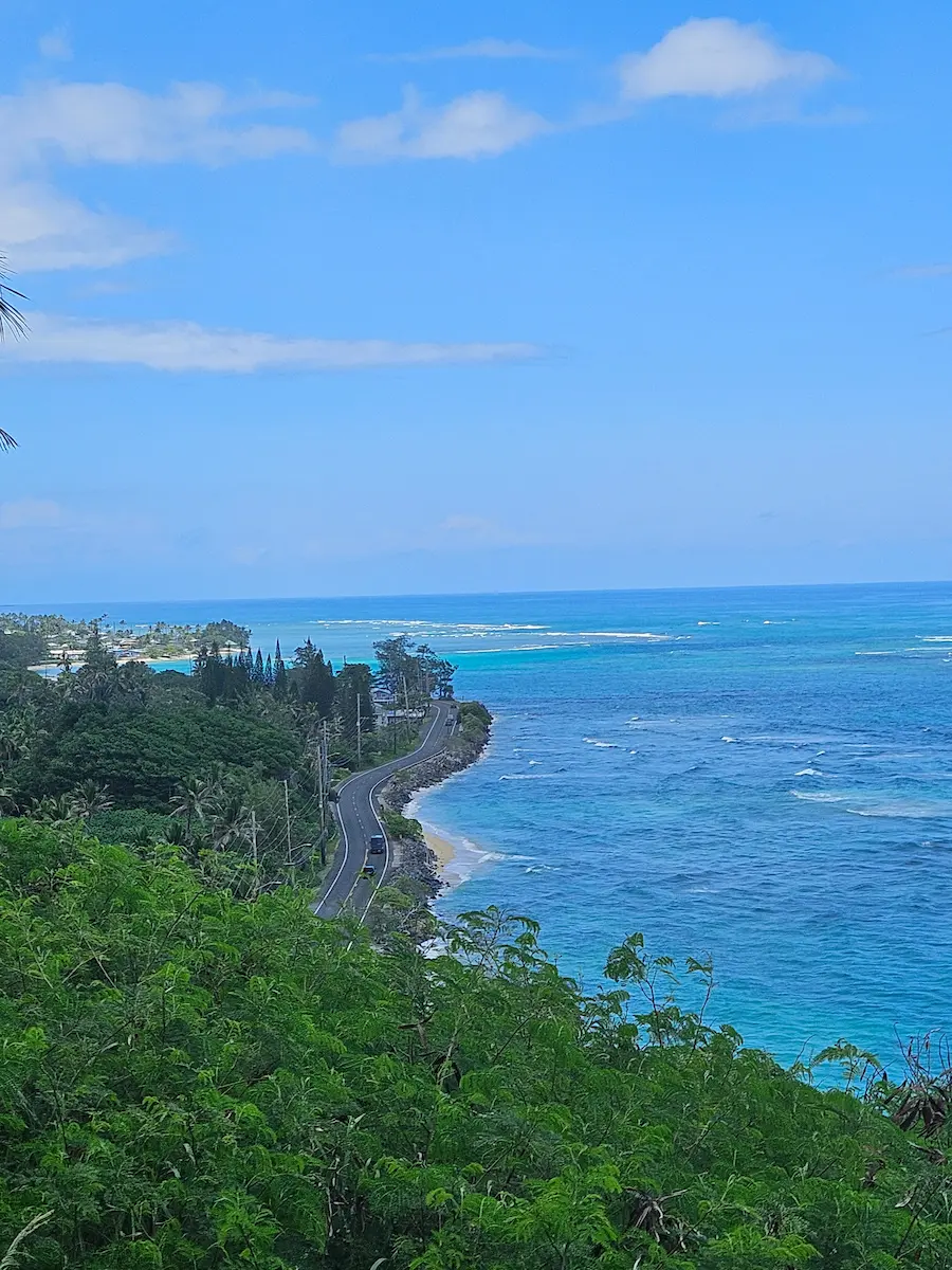 쿠알로아랜치 전시관 앞에서 본 바다