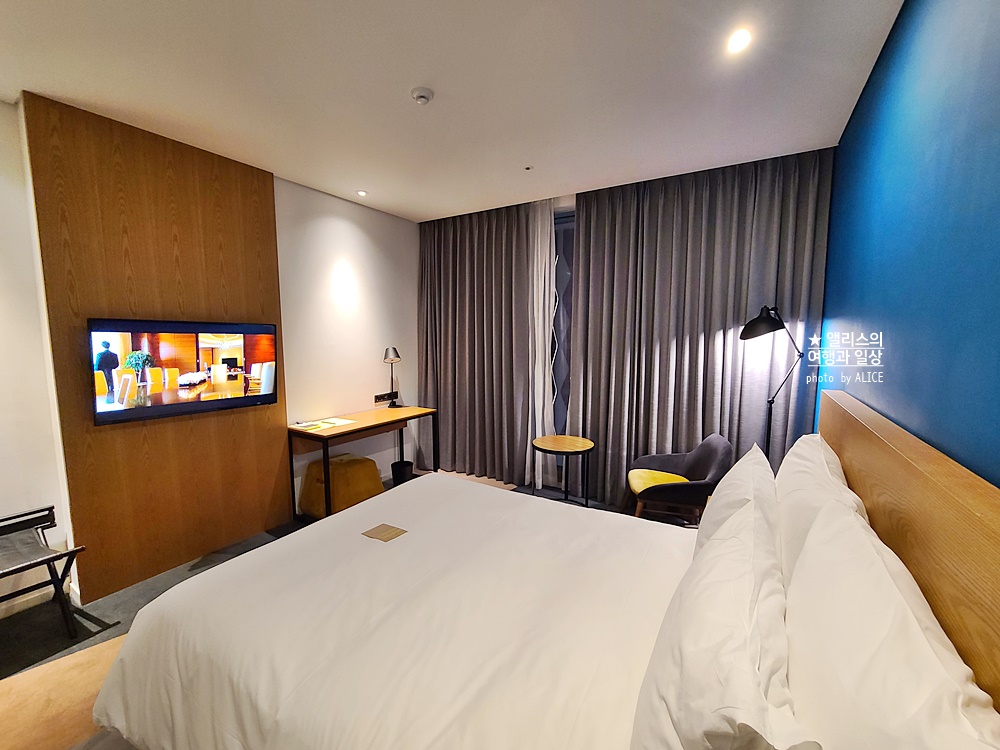 L7 홍대 바이 롯데 스탠다드 더블 룸 꼼꼼후기