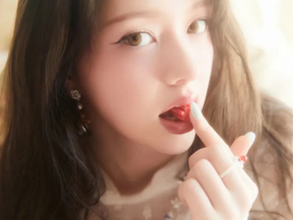 문샤넬 피프티피프티