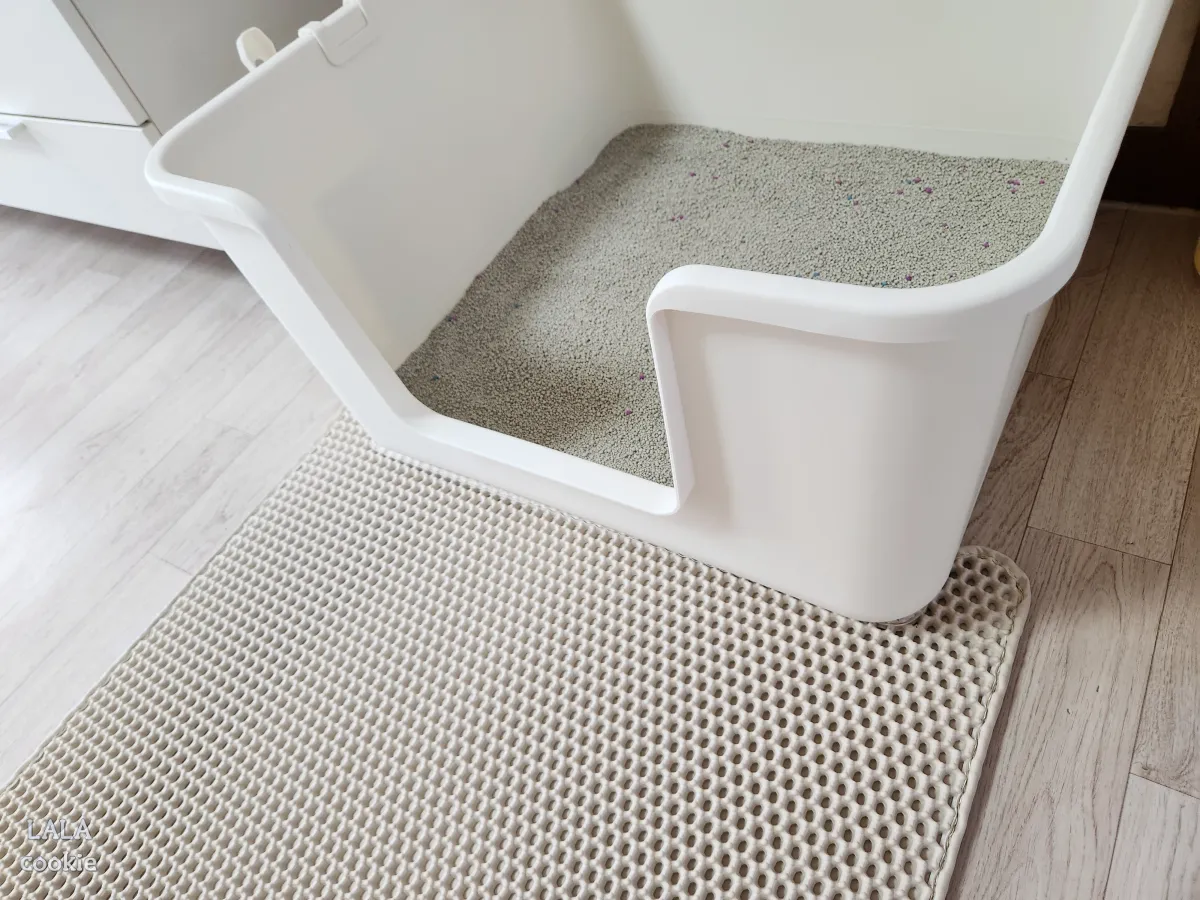 고양이-모래-매트-추천-후기-모래-매트-크기가-알맞다