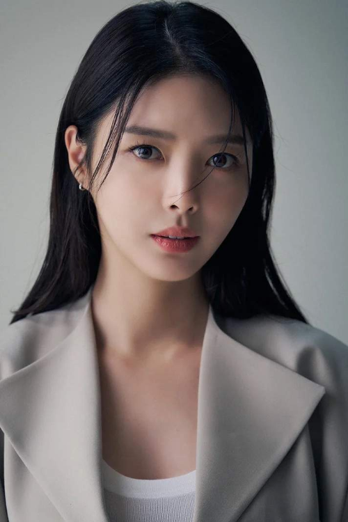 배우 엄현경