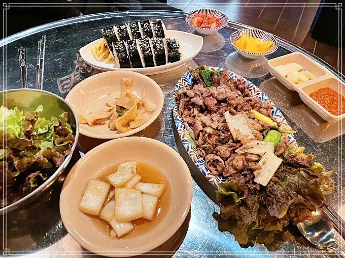 마포 광흥창역 맛집 홍게 다리살 & 내장 비빔밥 들어간 게장 김밥