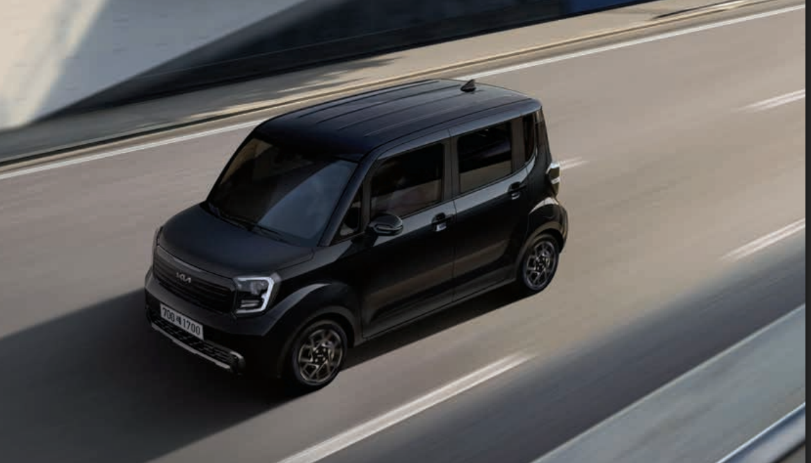 기아 레이: 컴팩트한 디자인 속 넓은 실내 공간과 효율적인 엔진 성능 분석