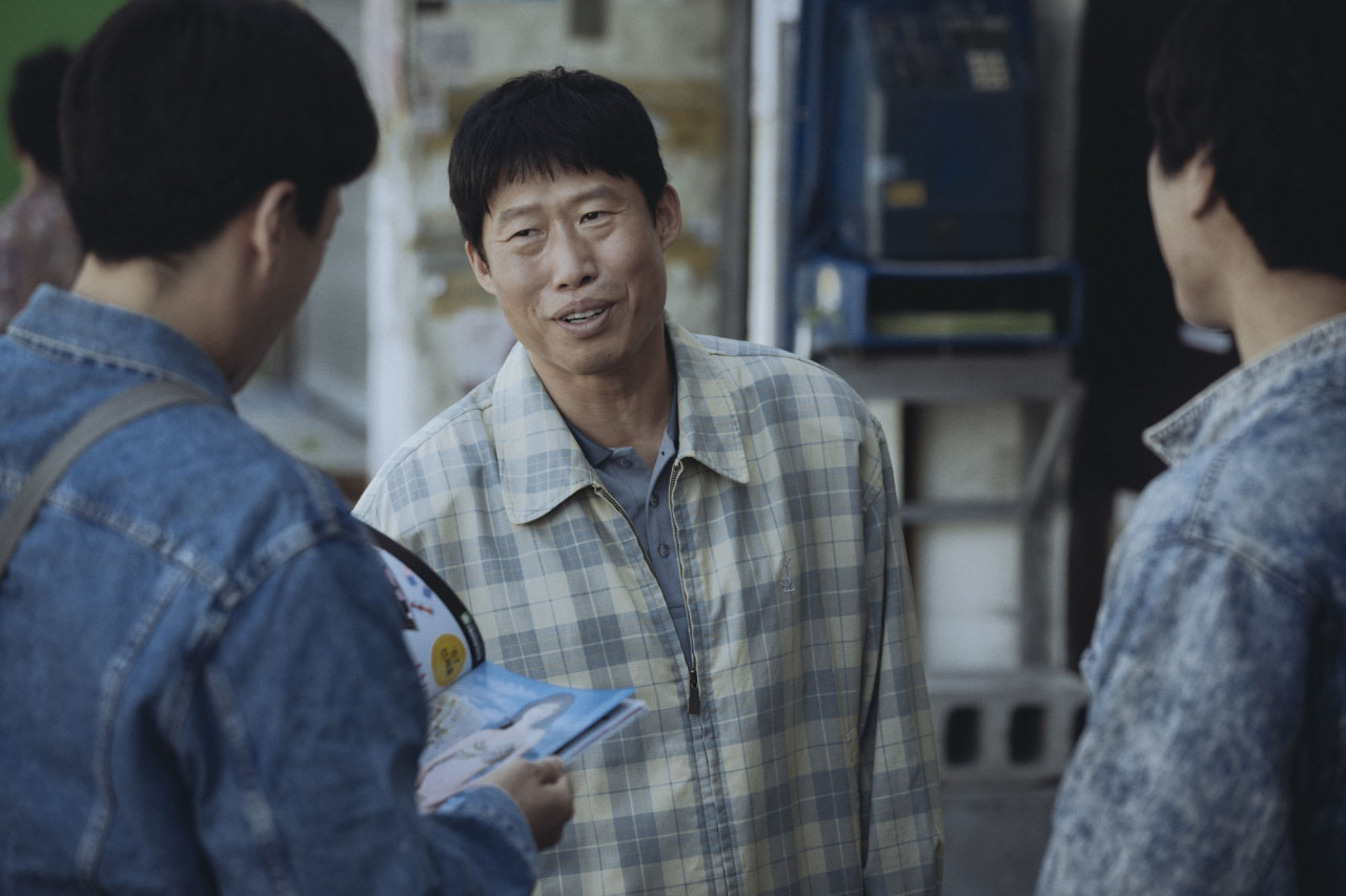 침묵에 맞선 용기, 정의의 유예, 시민의 힘을 기록한 영화 '1987'