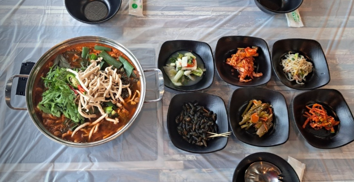 잘차려진 매운탕