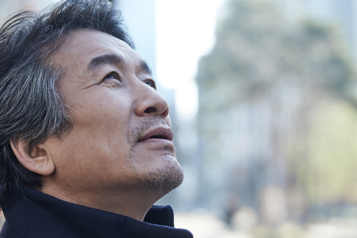 중년부부의 생활사진 이미지