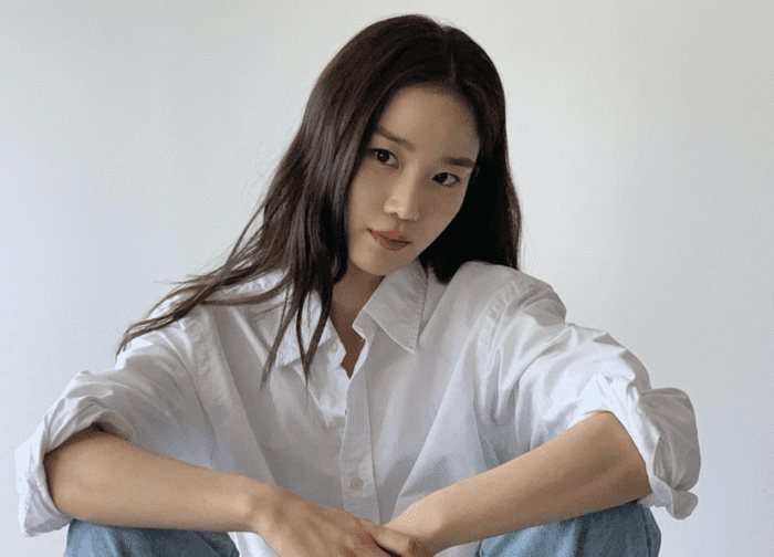 장희령 사복