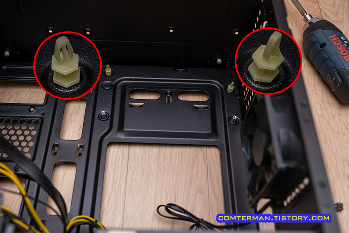 라팡 케이스 마이크로 ATX 지지대 설치