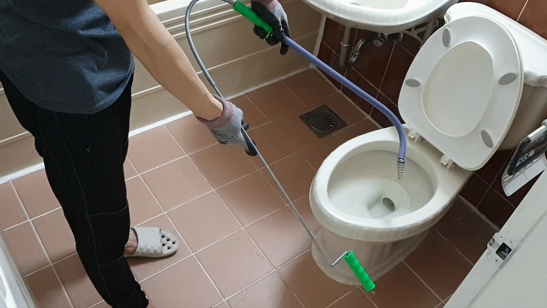 변기 관통기 사용 준비 상태