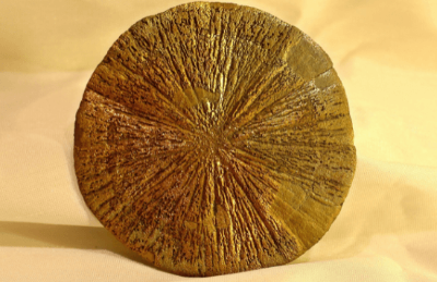 가장 귀한 광물 금입니다.