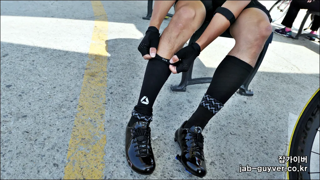 종아리까지 올라오는 카프슬리브 길이와 착용 높이