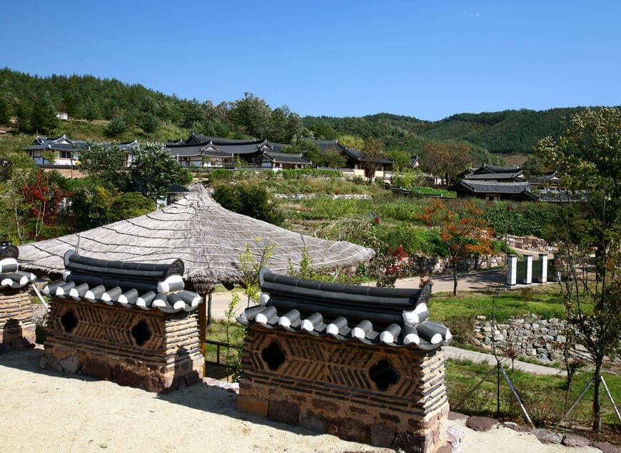 옛 한국 마을의 정서가 그대로 느껴지는 두들 마을 이미지
