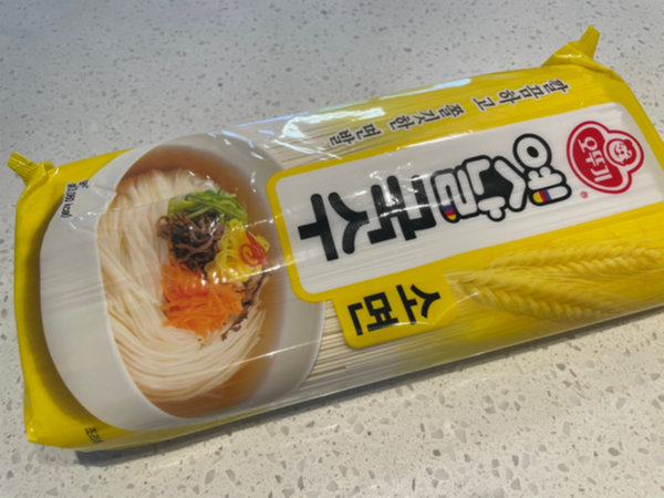 비빔국수 황금레시피 재료 - 소면, 삶은 달걀, 오이, 열무김치, 양념장