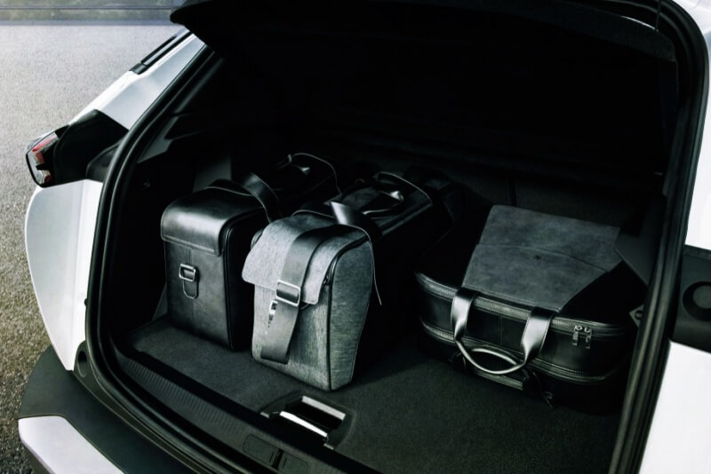 푸조-2008-트렁크