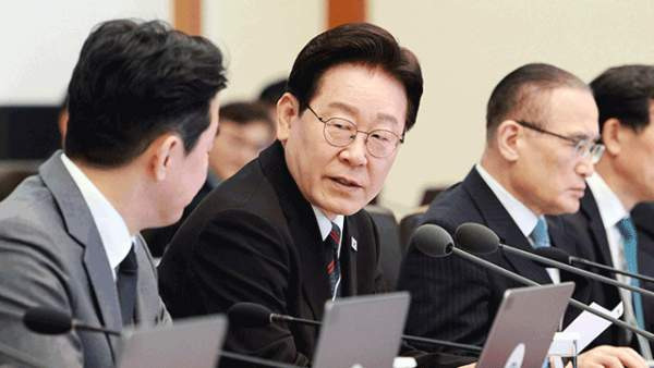 이재명 대통령 "한국판 국부펀드 상반기 설립"&hellip;제조 주권 확보와 보편적 가치 외교 선언