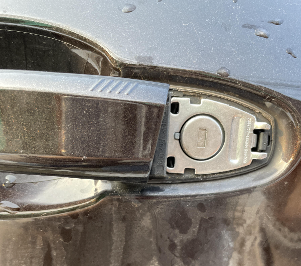 자동차-손잡이-차키-구멍