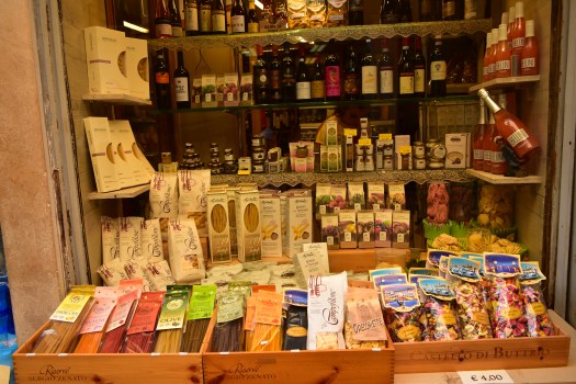 베니스에 사랑에 빠지게 만든 8가지