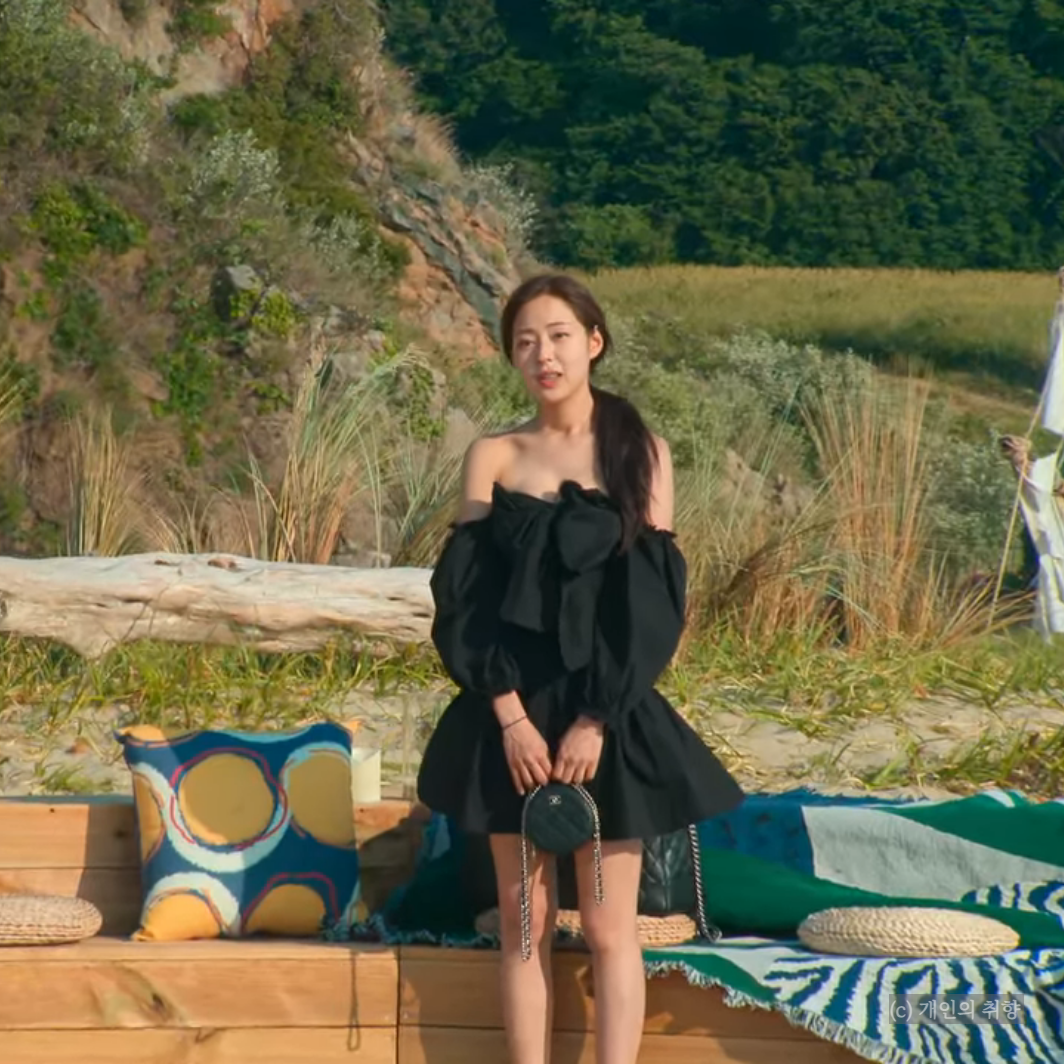 솔로지옥 신슬기 샤넬 탬버린백