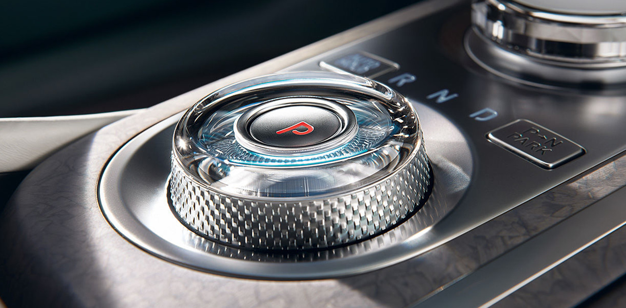 23년형 제네시스 G80 EV 실내 기어노브 사진