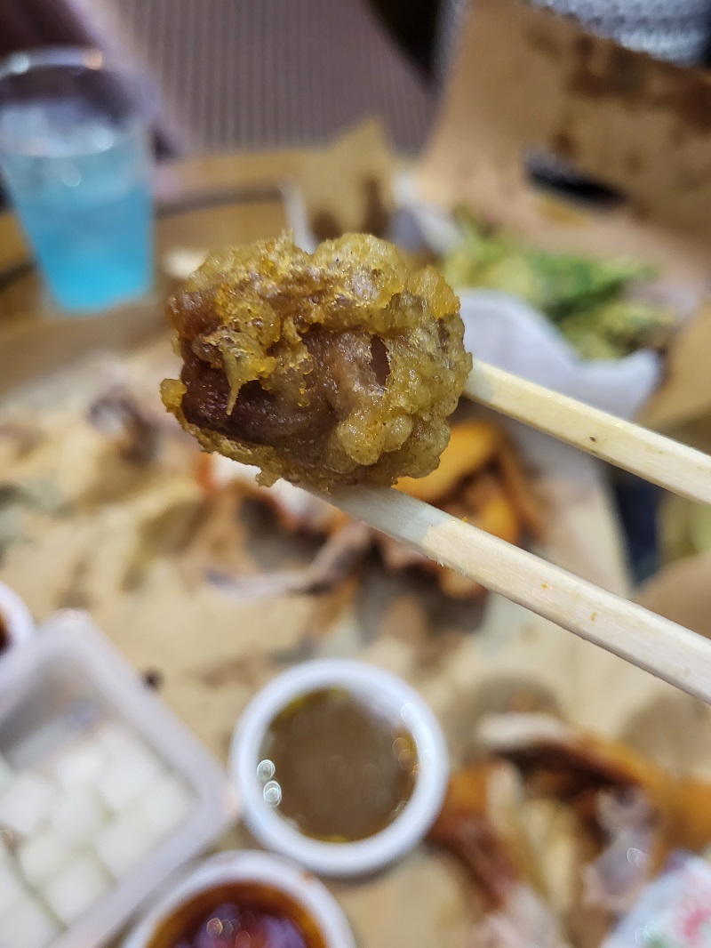 전남 고흥시장점 촌닭이두마리 똥집튀김