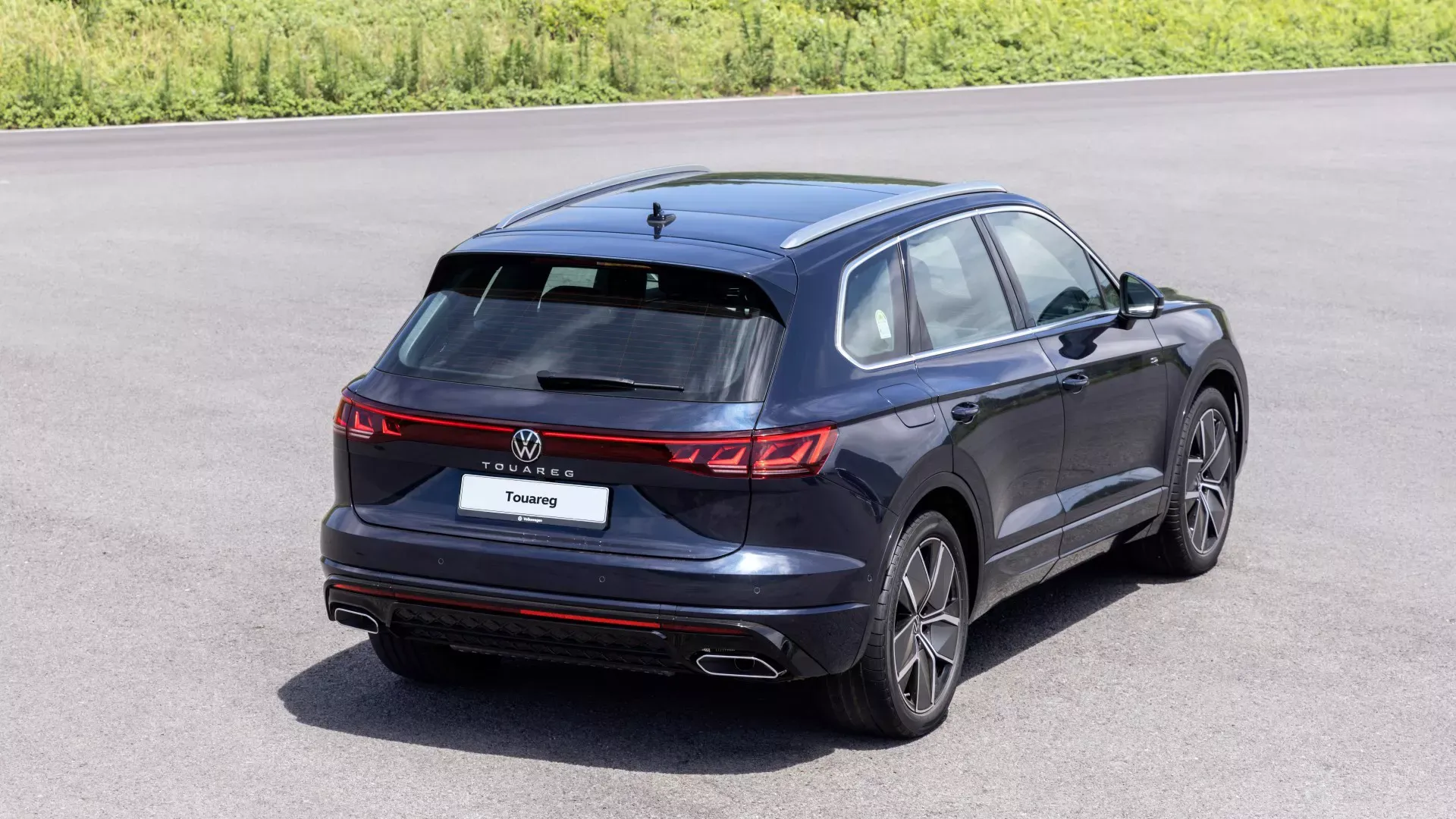 폭스바겐 투아렉 이미지