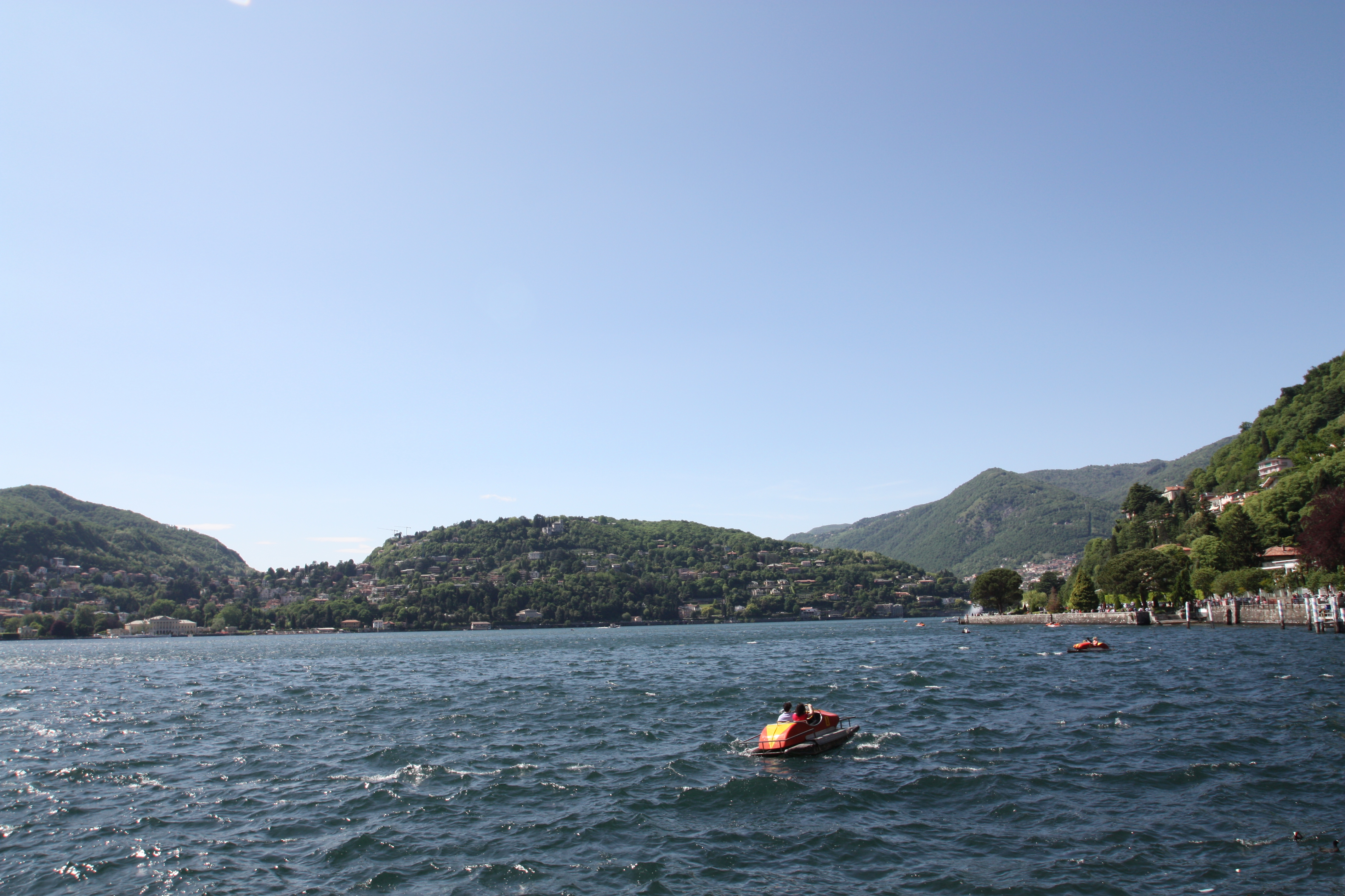 꼬모 호수 사진