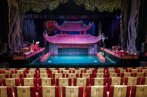 탕롱 수상인형극장