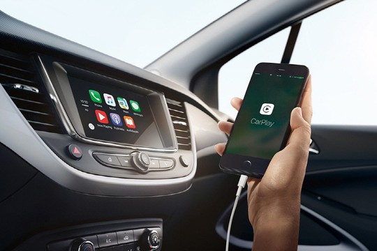 애플 카플레이 & 안드로이드 오토