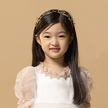 장수아(윤채나 배우)