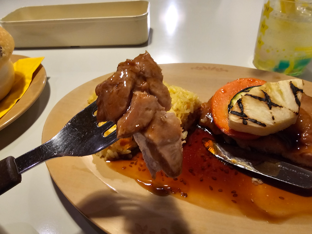 키노피오카페 데리야키 치킨 슈퍼스타 라이스