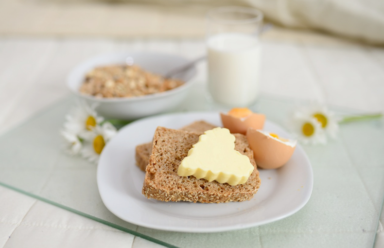 초등학생 아침식사 이미지