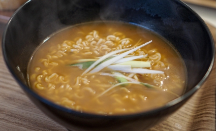 대장내시경 용종제거후 피해야할 음식 - 맵고 짠 음식