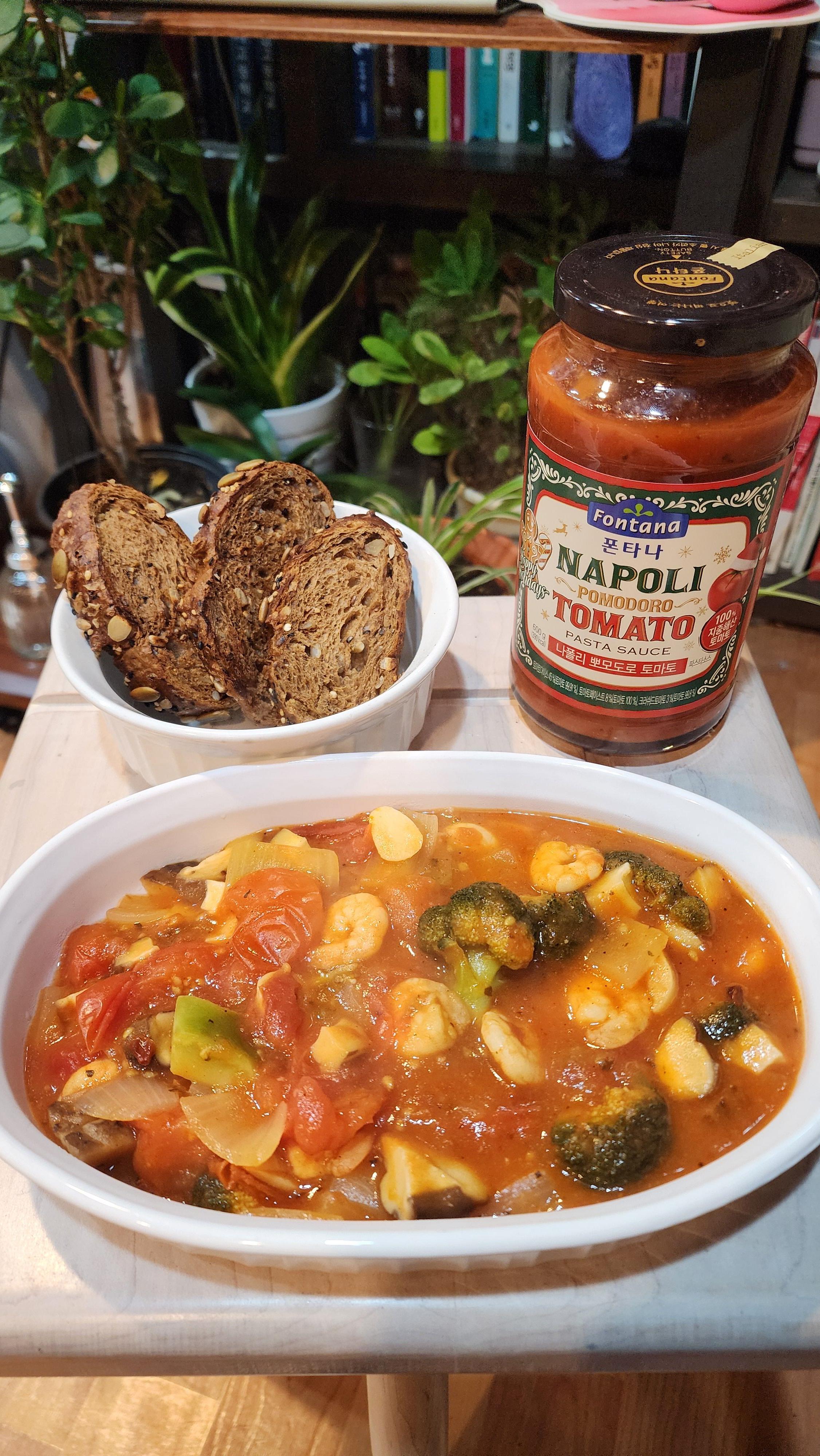 폰타나 나폴리 뽀모도로 토마토 파스타 소스