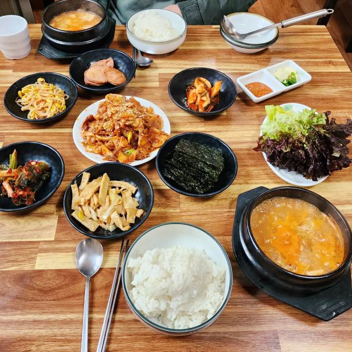 이천쌀밥 궁중음식 전문가 보리굴비 간장게장 떡갈비 불고기 한정식 이천 맛집