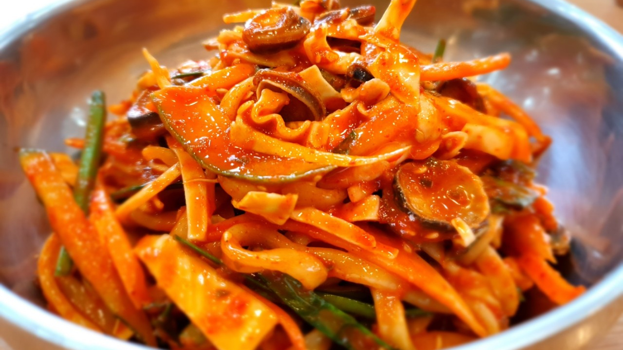 동네한바퀴 울릉도 여행 맛집 저동항 아리랑식당