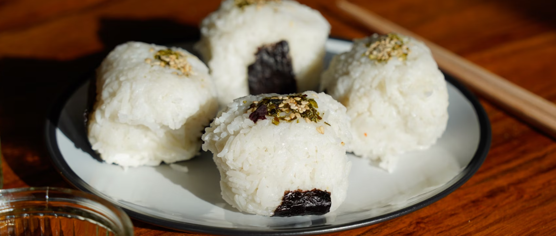 주먹밥 음식사진