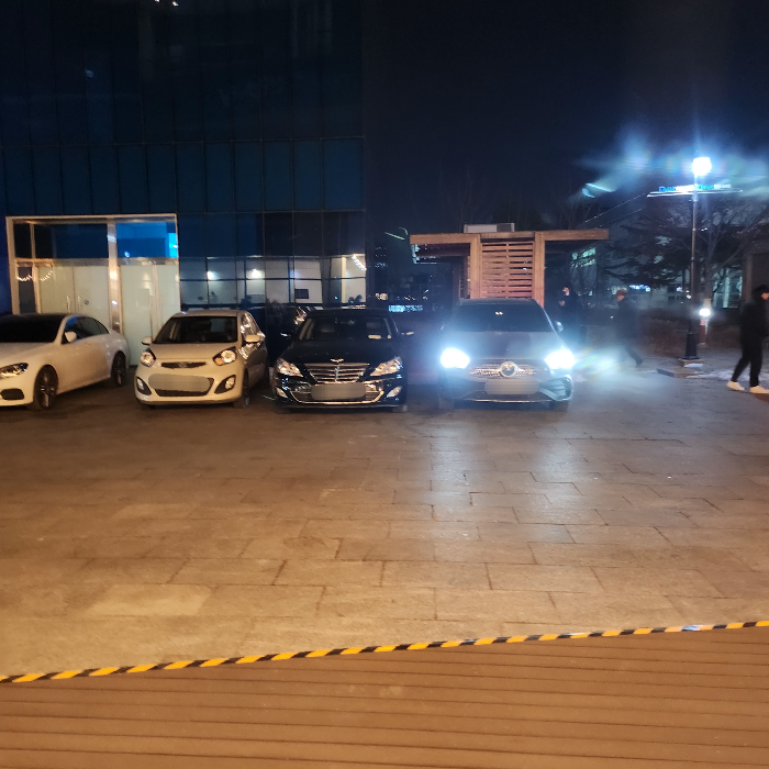 신한카드홀 지상 주차