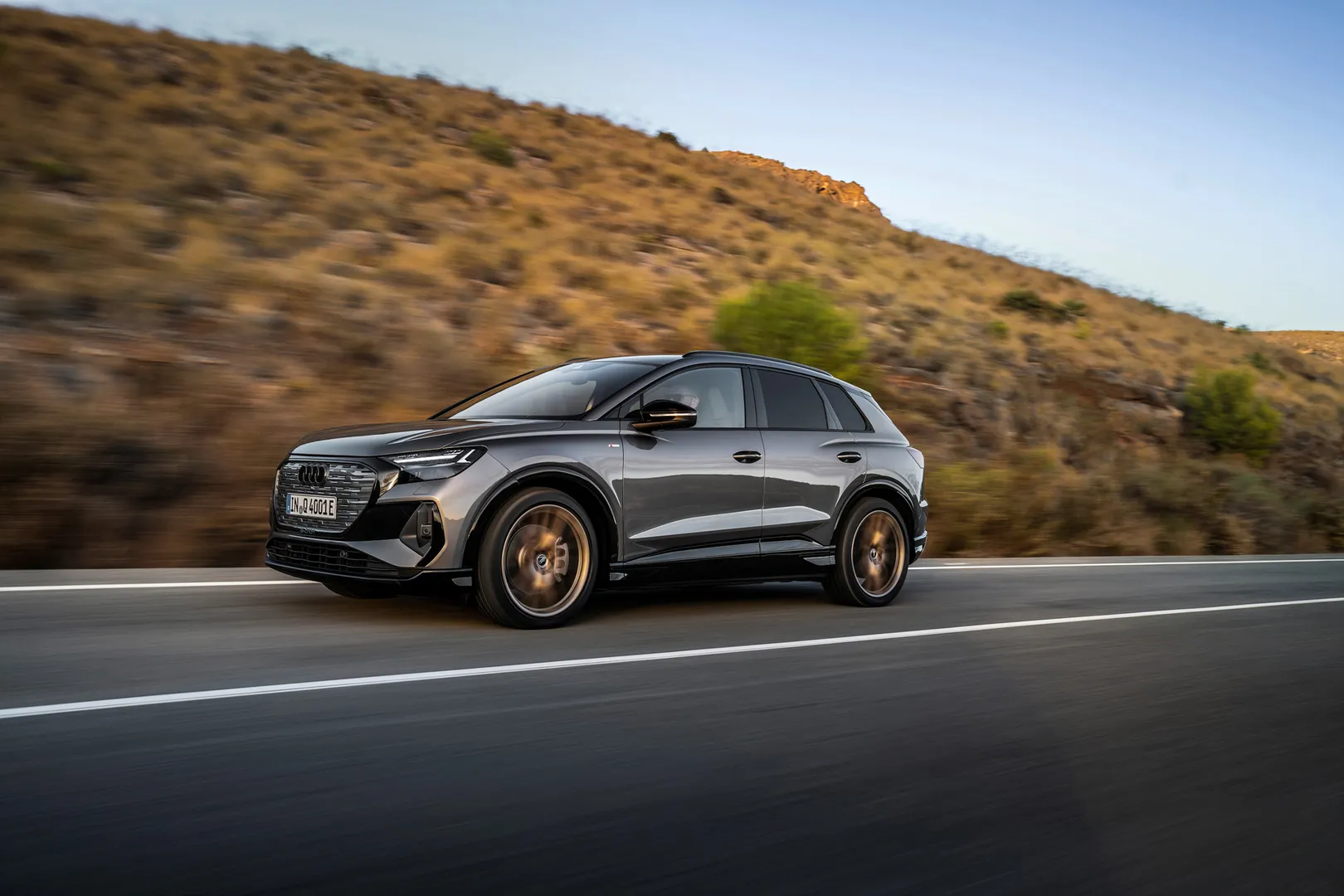 아우디 Q4 e-트론 이미지