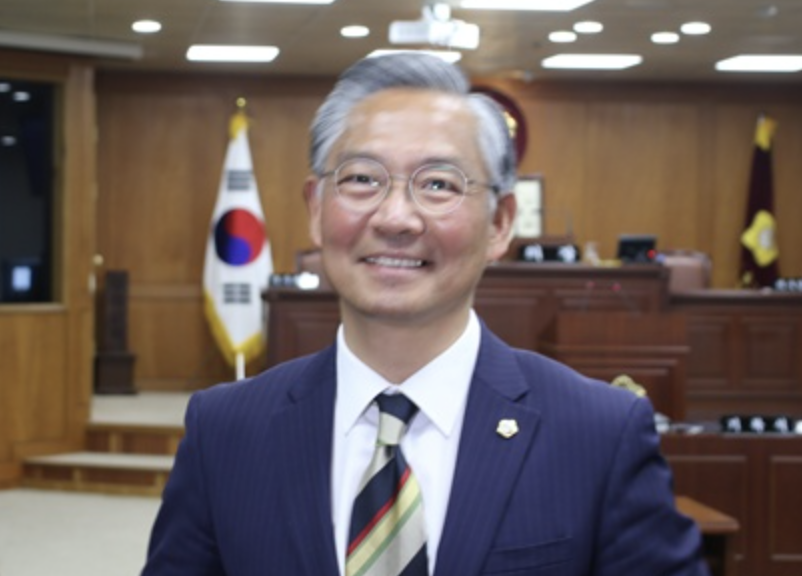 홍준연 정치활동