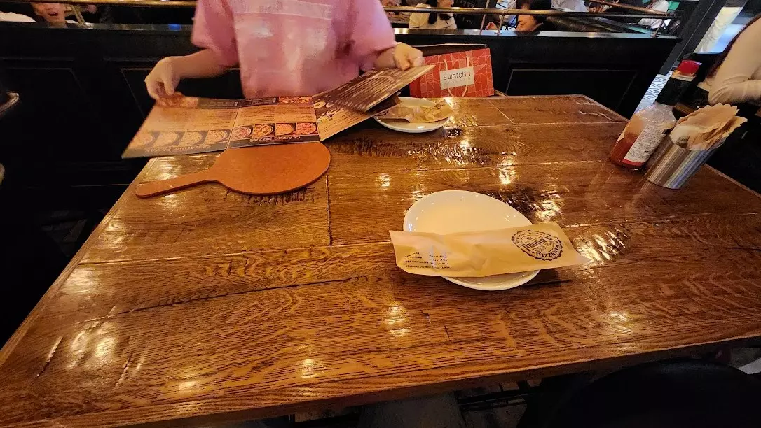 코엑스 맛집 피자가 맛있는 폴리스4