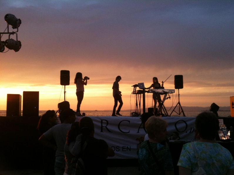 미국실용음악대학장점관련 밴드 야외연주회