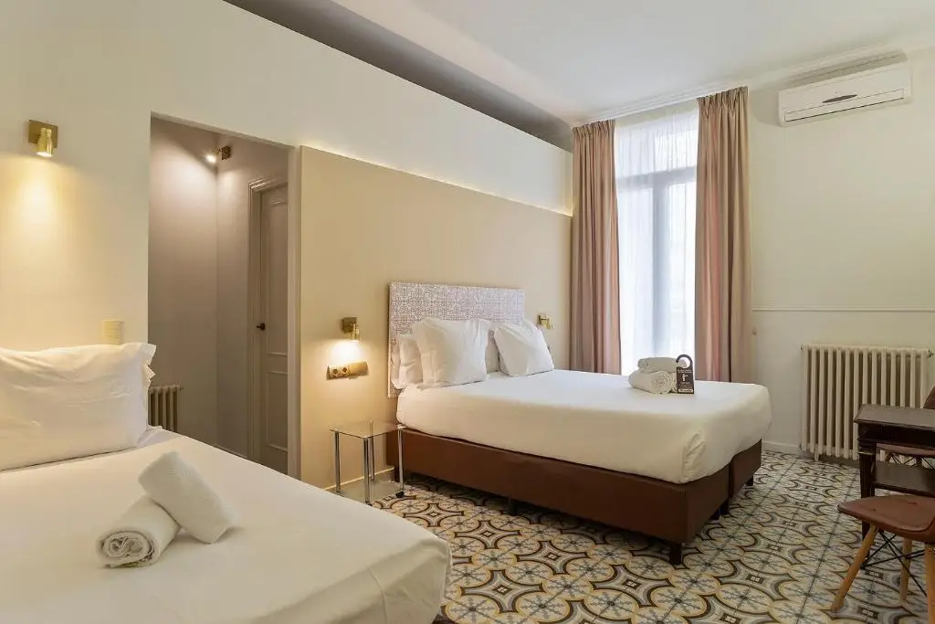 Milton Barcelona B&amp;B